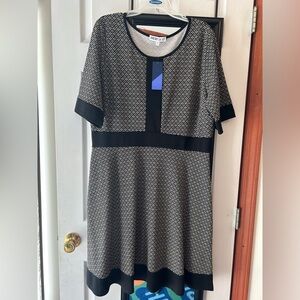 Meri Skye Black Geometric Plus Dress